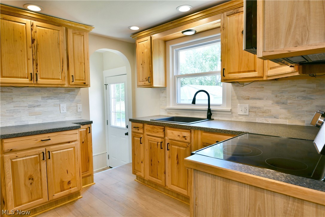 1070 East Calla Road Youngstown, OH 44514 - Photo 8 of 46