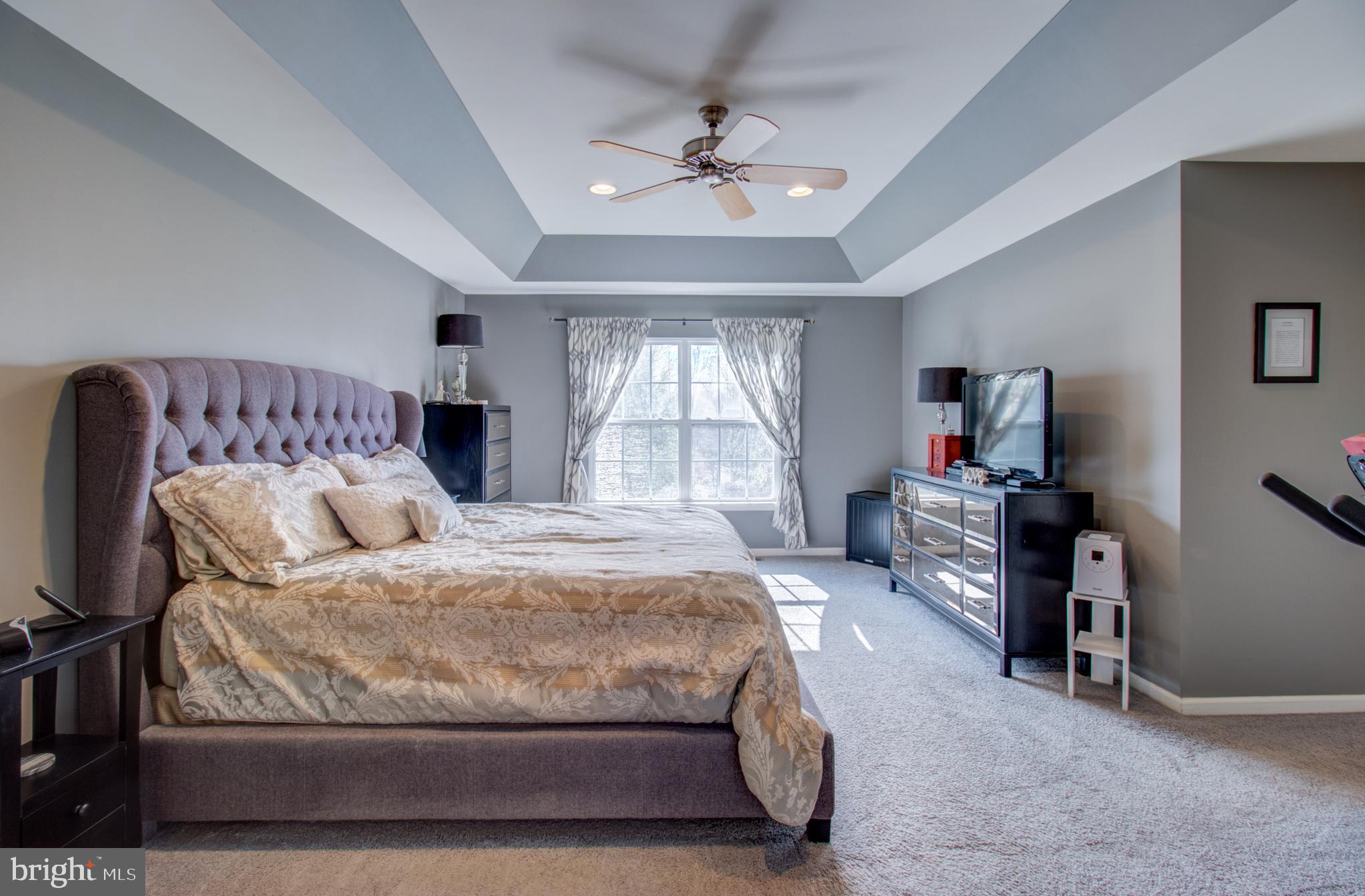 29 Blake Drive Pennington, NJ 08534 - Photo 3 of 27