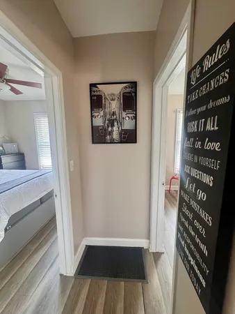 $395,000 | 209 South Commonwealth Avenue, Aurora, IL 60506