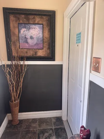 $395,000 | 209 South Commonwealth Avenue, Aurora, IL 60506