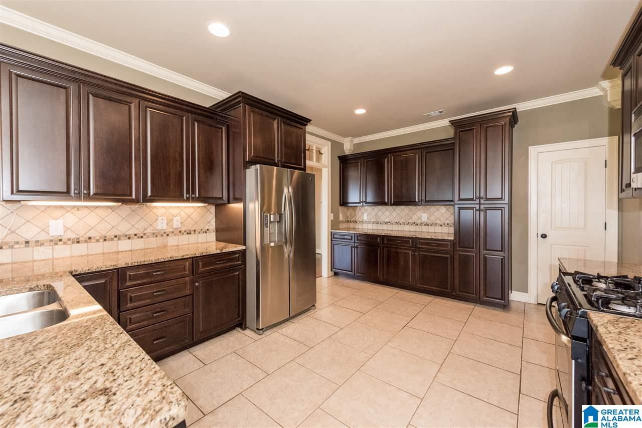 418 Oxford Way Pelham, AL 35124 - Photo 17 of 44