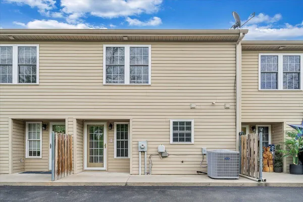 $235,000 | 235 Ross Street, Salem, VA 24153