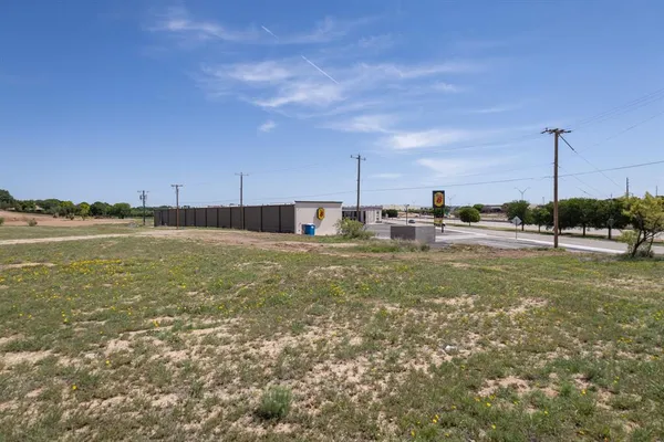 $364,000 | 2102 North Ridge Road, Lubbock, TX 79403