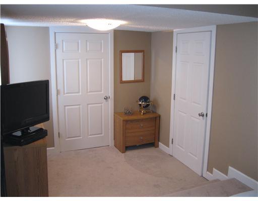139 Ridge Avenue Economy, PA 15042 - Photo 8 of 16 Master Bedroom.