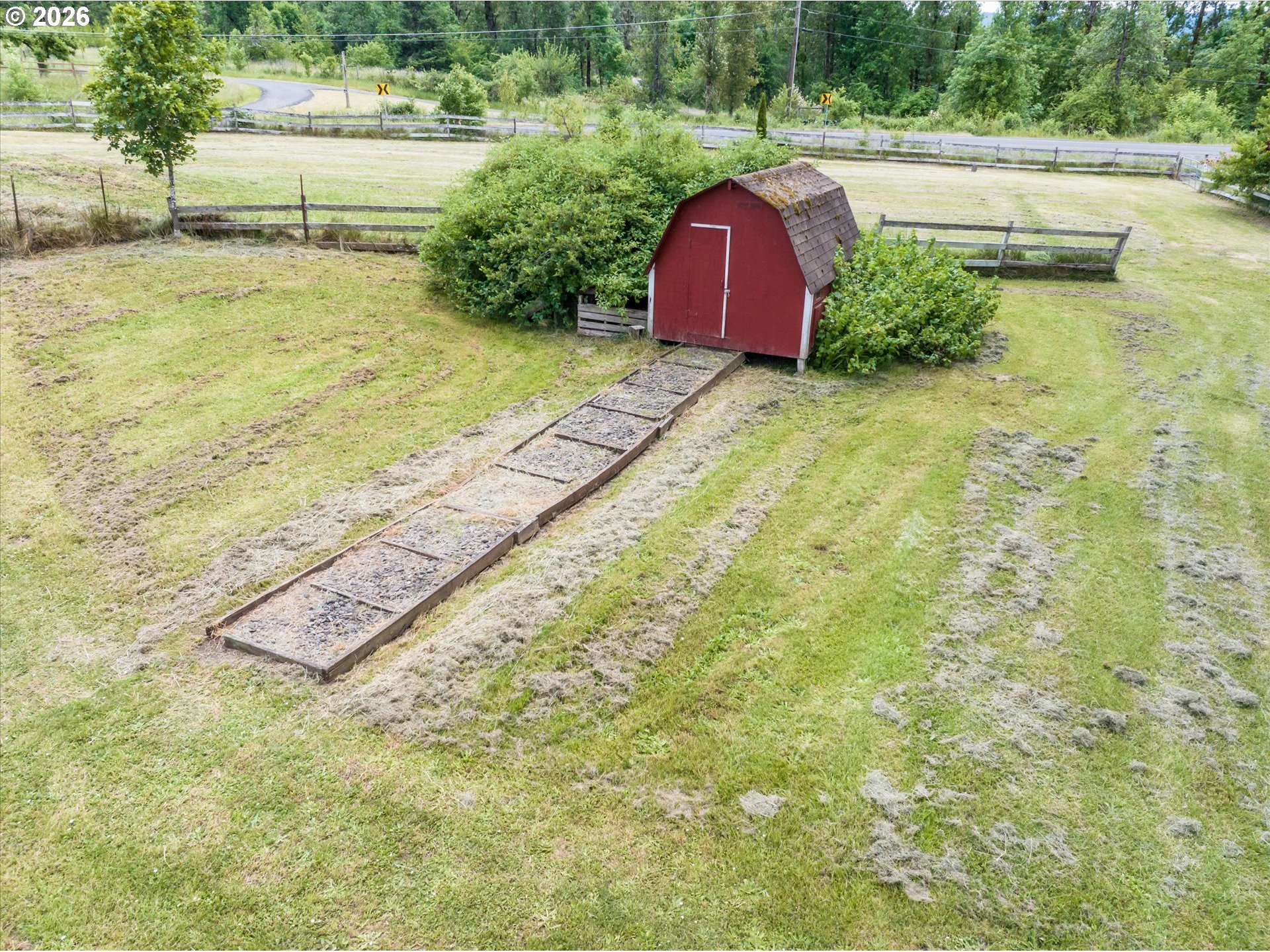 82086 Lost Creek Road Dexter, OR 97431 - Photo 35 of 42 Coop