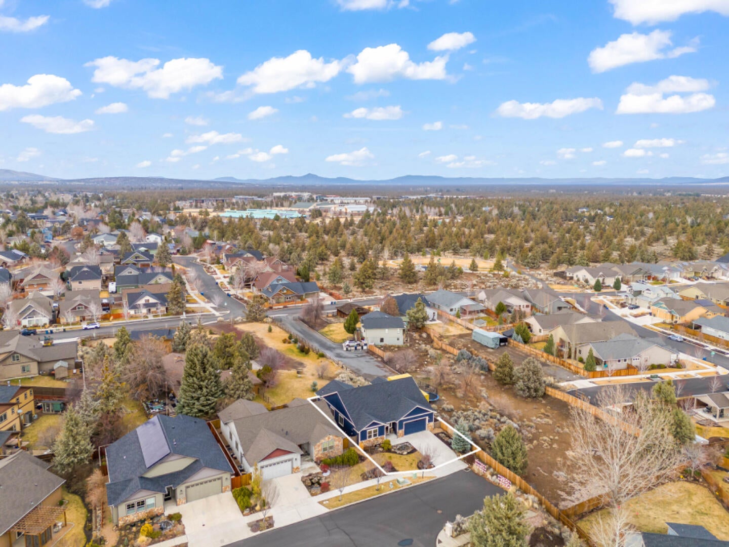 20788 Northeast Horizon Ridge Place Bend, OR 97701 - Photo 40 of 41 14
