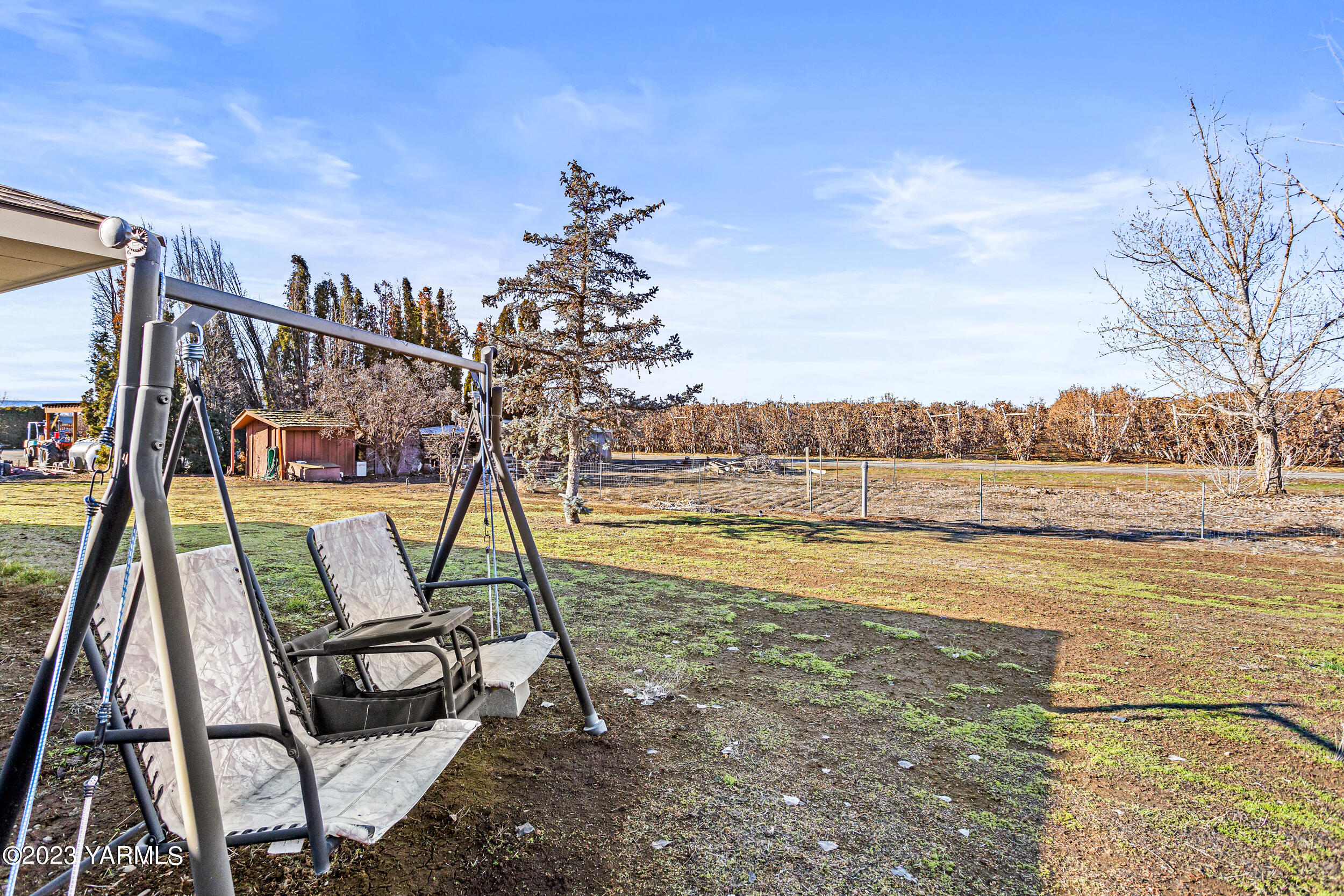 3570 Lateral B Road Wapato, WA 98951 - Photo 32 of 32 a view of a ocean with a ocean view