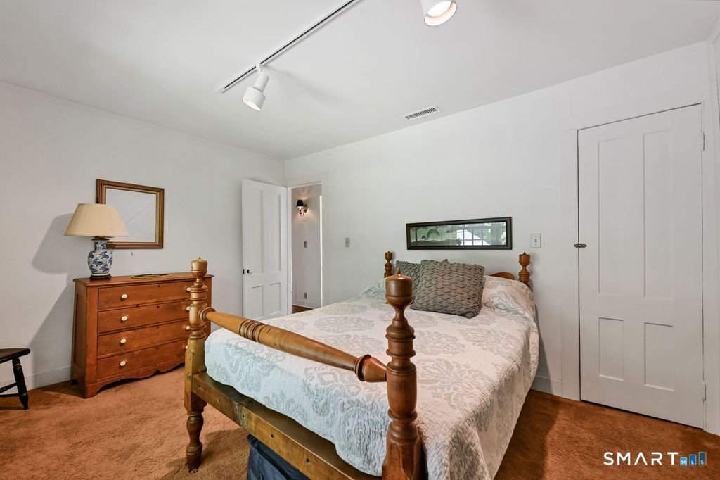 40 Ruffin Road Woodbury, CT 06798 - Photo 25 of 40