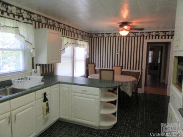 2298 Lail Road Glen Alpine, NC 28655 - Photo 2 of 16 Gallery Image 2