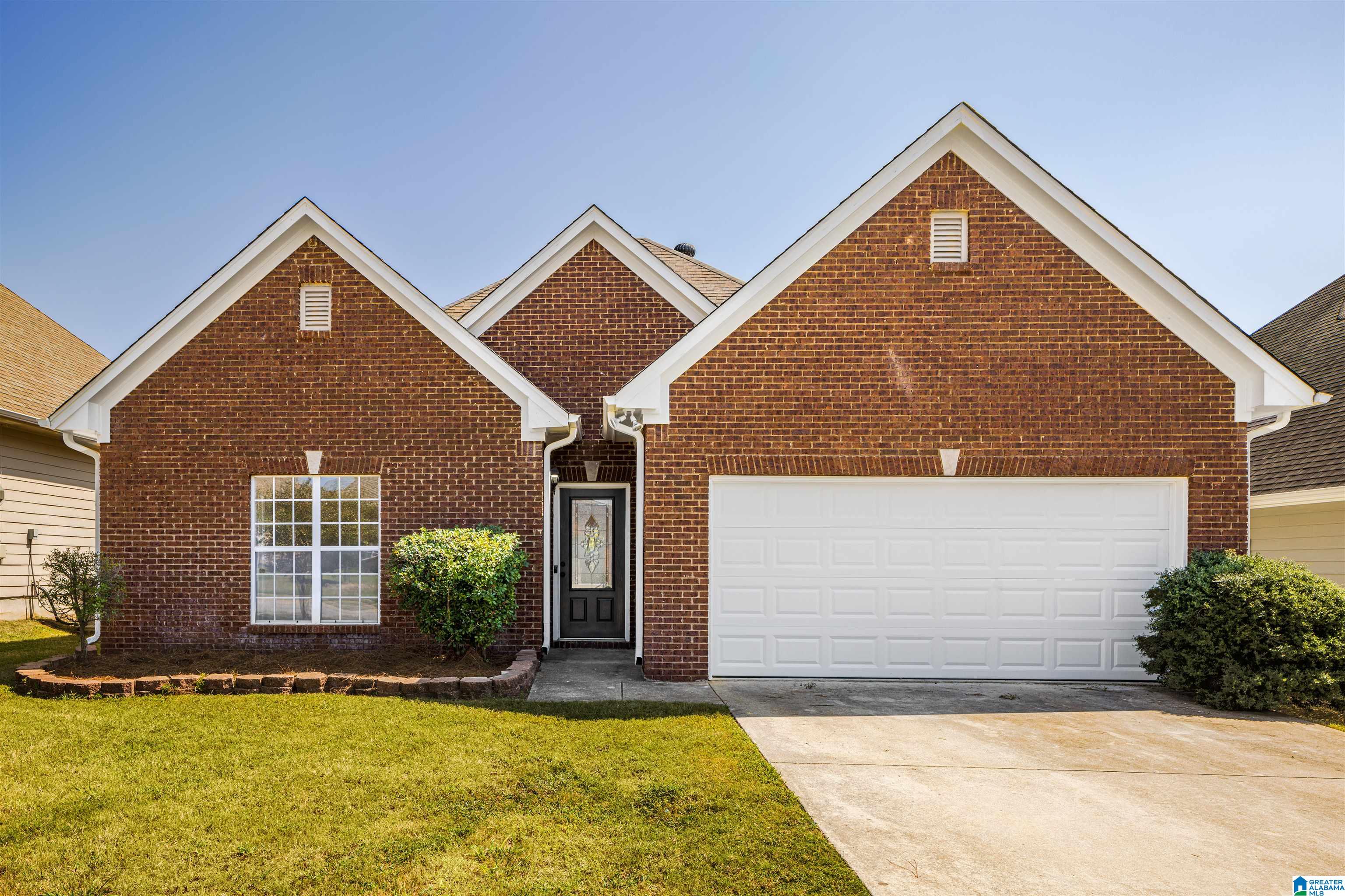 150 Charlton Lane Calera, AL 35040 - Photo 5 of 38