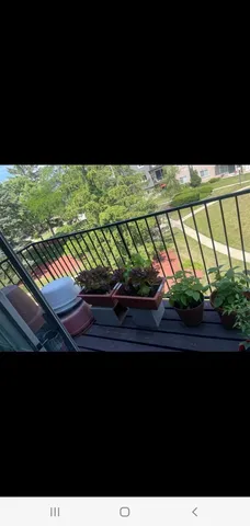 $2,000 | 9460 Bay Colony Drive, Unit 3N, Des Plaines, IL 60016