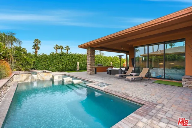 $8,000 | 50025-1 VÃa Aldea, La Quinta, CA 92253