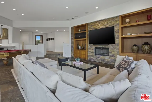 $8,000 | 50025-1 VÃa Aldea, La Quinta, CA 92253