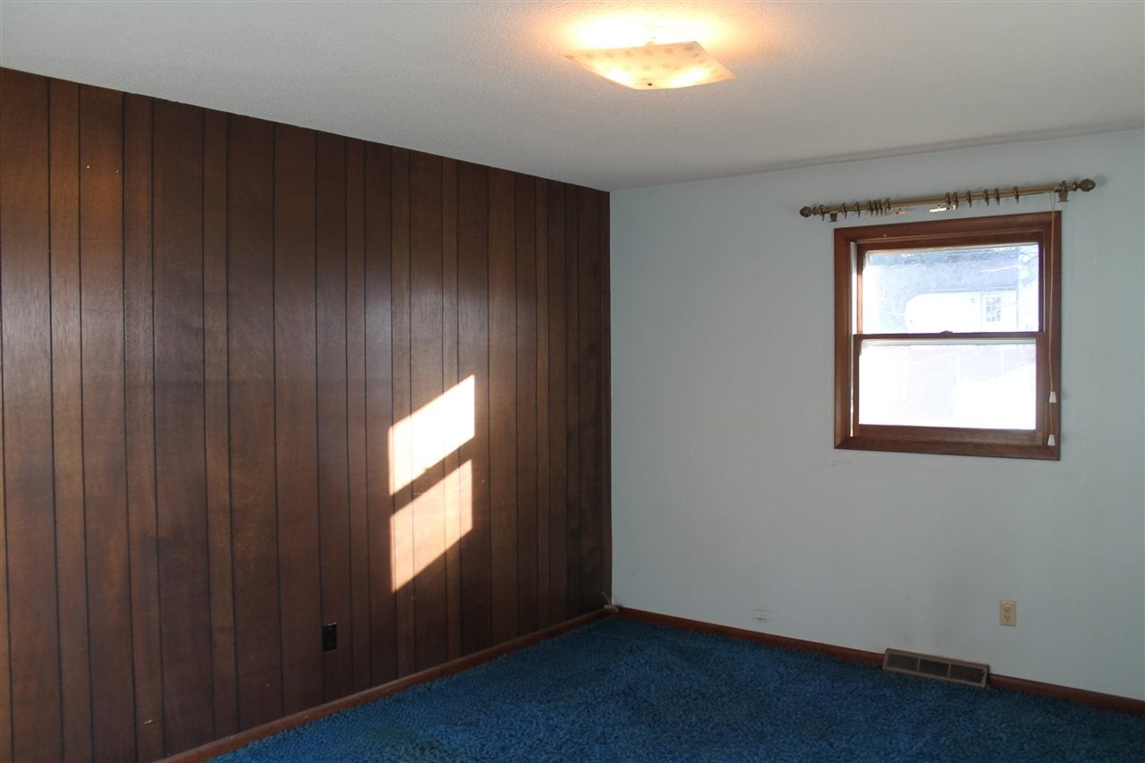 110 North Riggs Street Lone Tree, IA 52755 - Photo 7 of 24 Gallery Image 7