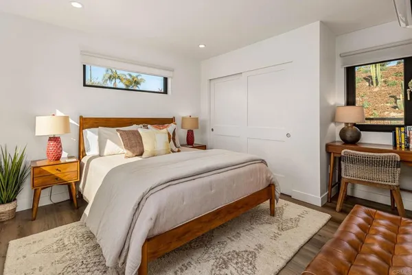 $5,500 | 2087 Via Ladeta, La Jolla, CA 92037