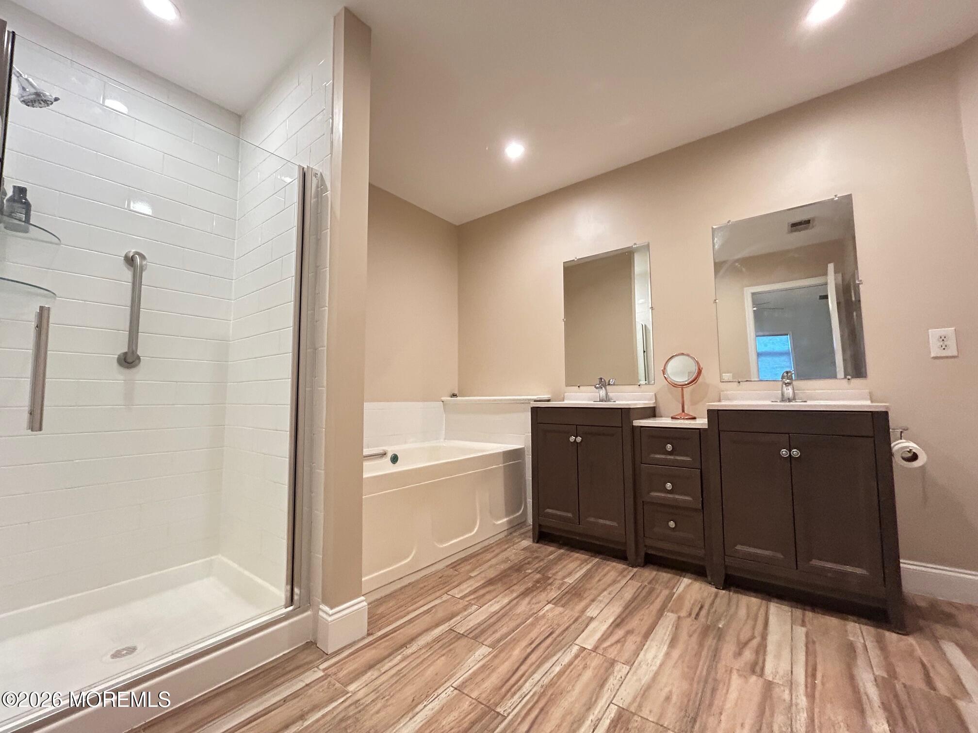 48 Winthrop Road, Unit 48B Monroe Township, NJ 08831 - Photo 36 of 58 IMG_2896