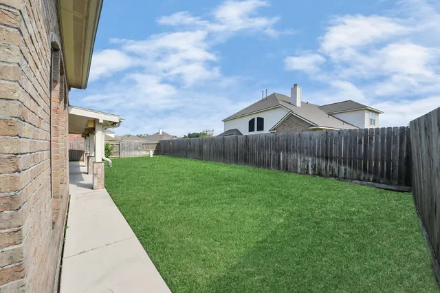 $3,300 | 2218 Longspur Lane, League City, TX 77573