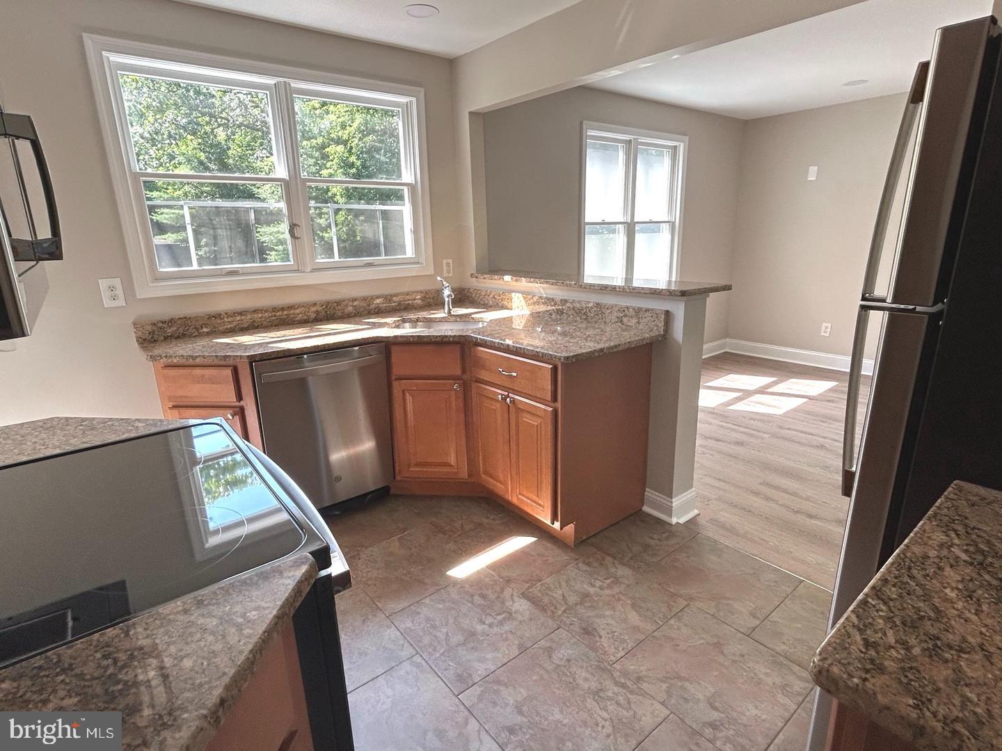 75 Taunton Road Medford, NJ 08055 - Photo 5 of 19 Gallery Image 5