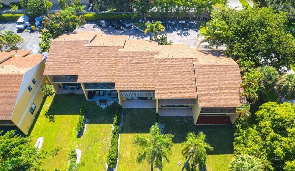 660 Coventry Street, Unit 3 Boca Raton, FL 33487 - Photo 2 of 5 663-1