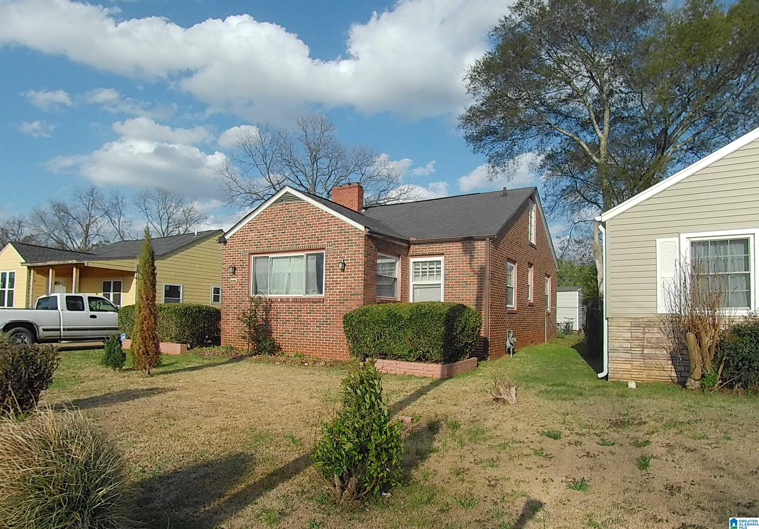 705 Center Place Southwest Birmingham, AL 35211 - Photo 1 of 30