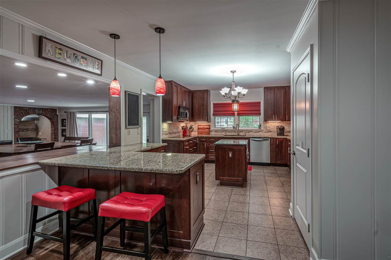 89 South Mendenhall Road Memphis, TN 38117 - Photo 2 of 23 Gallery Image 2