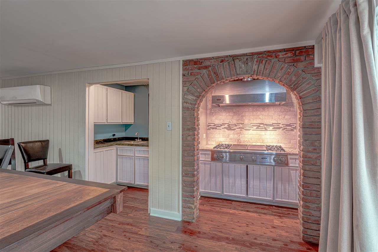 89 South Mendenhall Road Memphis, TN 38117 - Photo 5 of 23 Gallery Image 5