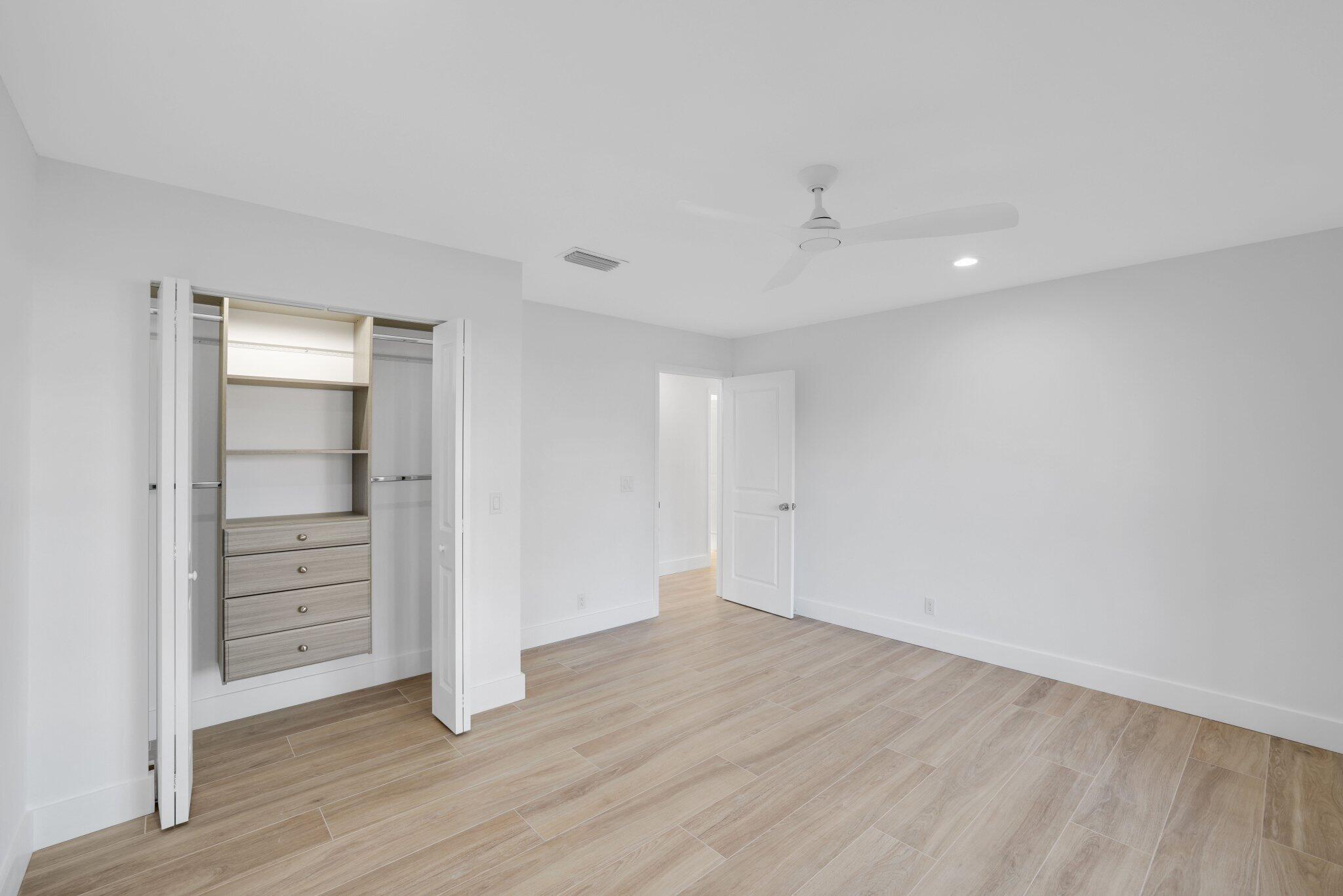 24 Dunbar Road Palm Beach Gardens, FL 33418 - Photo 56 of 93 24 Dunbar Road - 35.jpg-SMALL