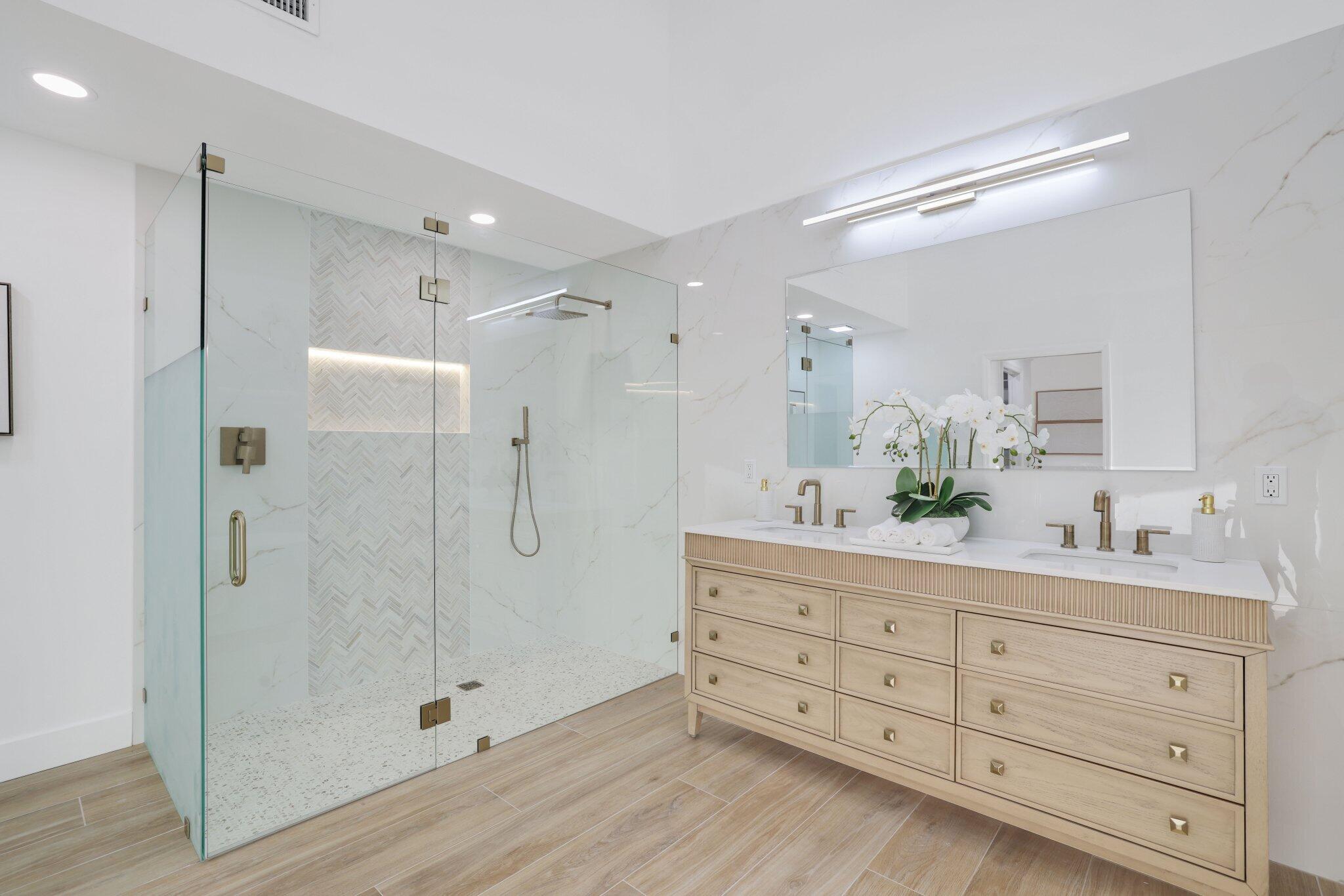 24 Dunbar Road Palm Beach Gardens, FL 33418 - Photo 6 of 93 24 Dunbar Road - 45.jpg-SMALL