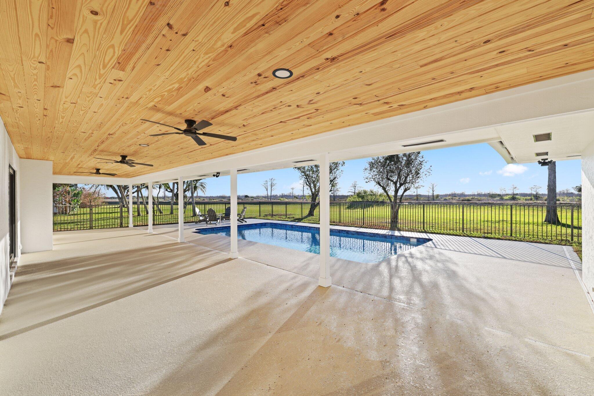 24 Dunbar Road Palm Beach Gardens, FL 33418 - Photo 7 of 93 24 Dunbar Road - 51.jpg-SMALL