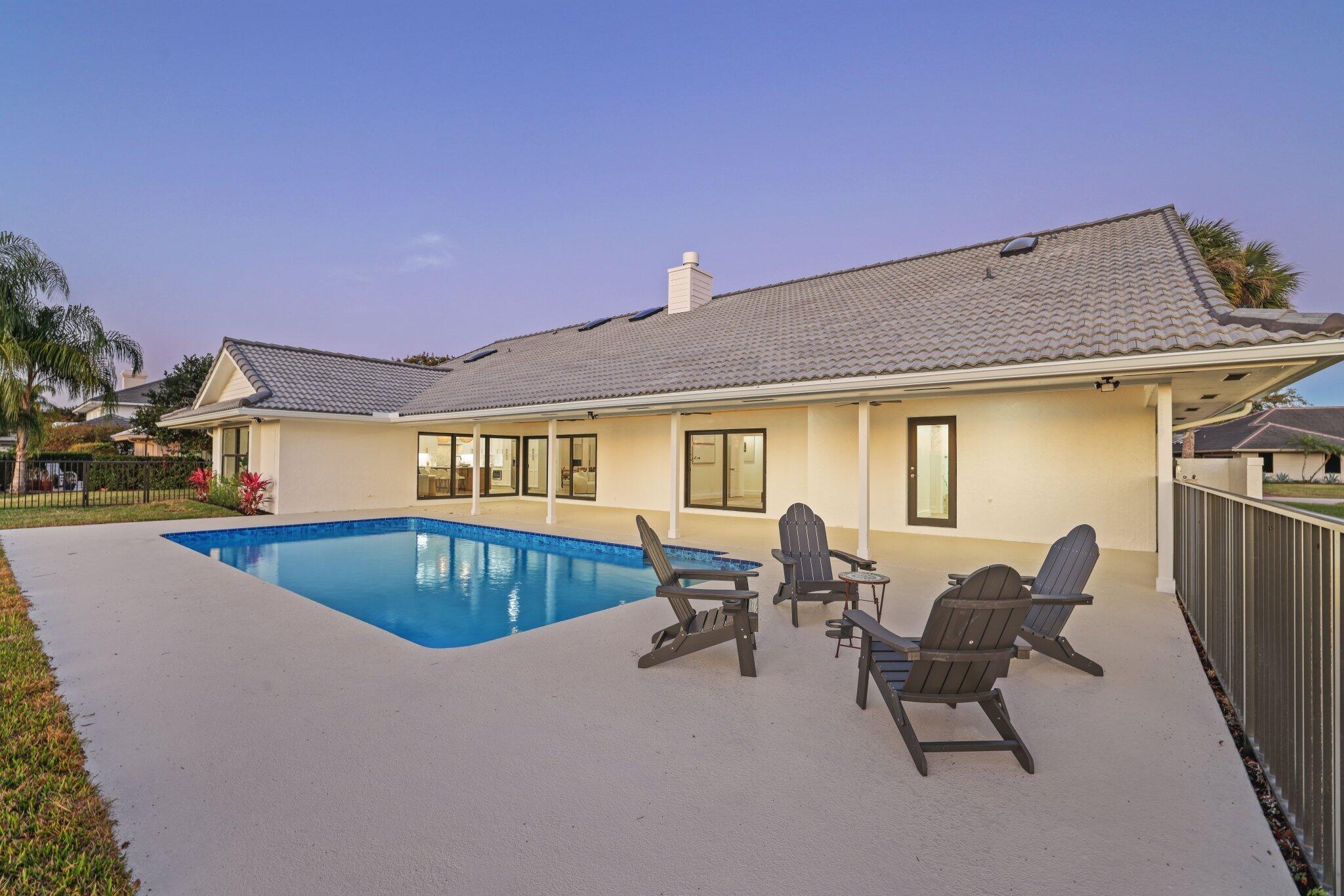 24 Dunbar Road Palm Beach Gardens, FL 33418 - Photo 75 of 93 24 Dunbar Road - 89.jpg-SMALL