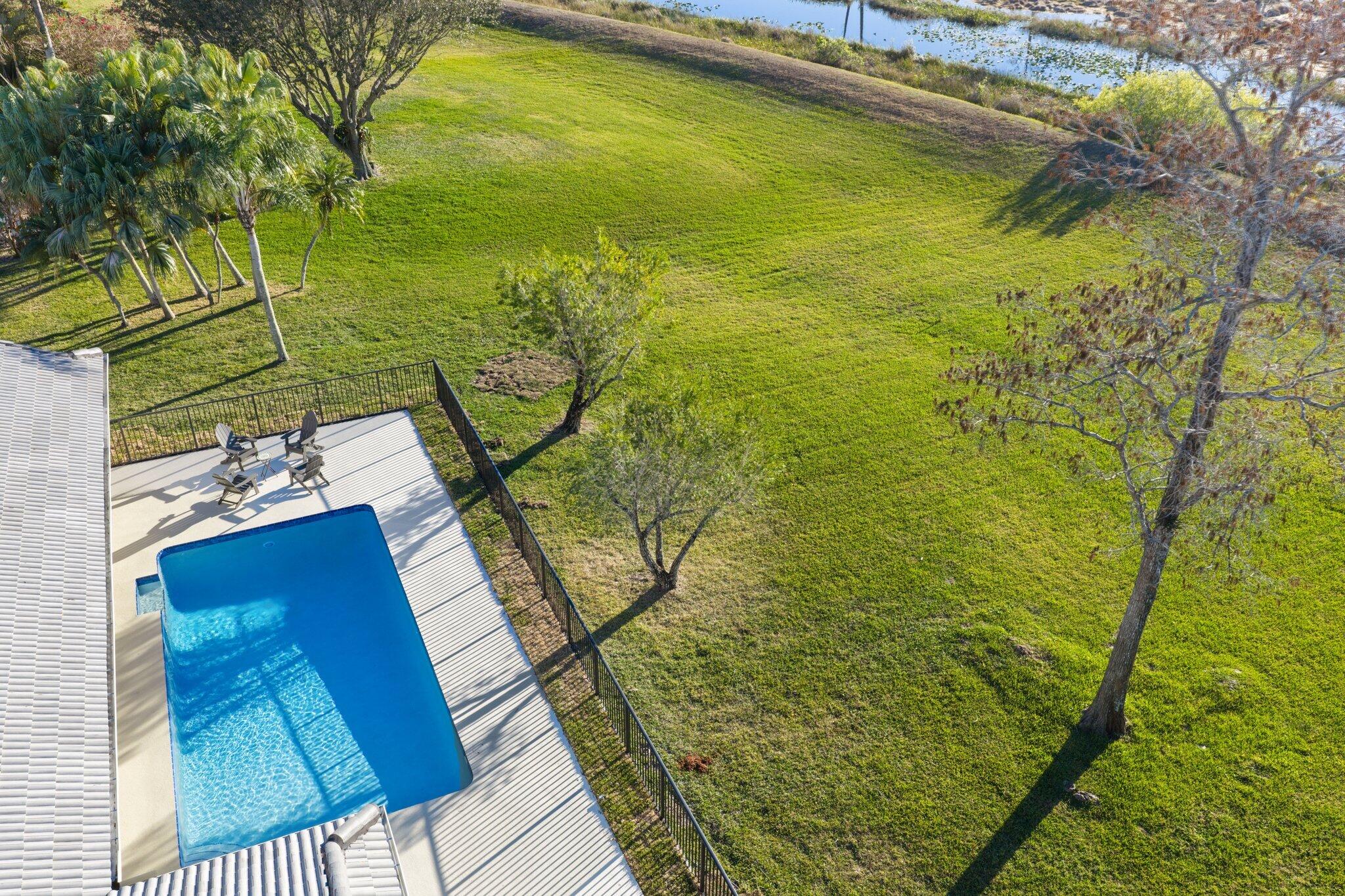 24 Dunbar Road Palm Beach Gardens, FL 33418 - Photo 83 of 93 24 Dunbar Road - 75.jpg-SMALL