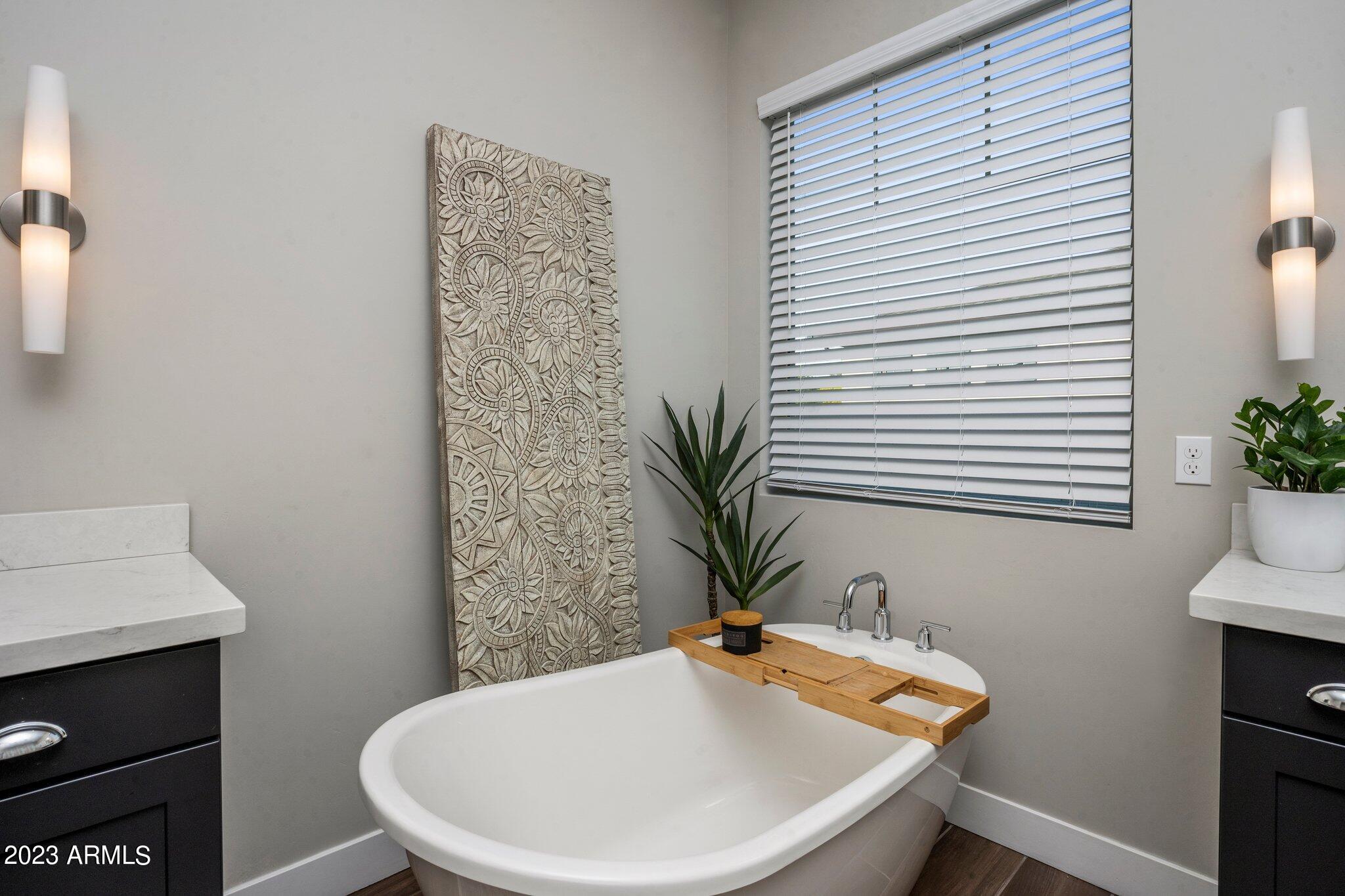 4230 East Carol Ann Lane Phoenix, AZ 85032 - Photo 13 of 26 Primary Bath 3