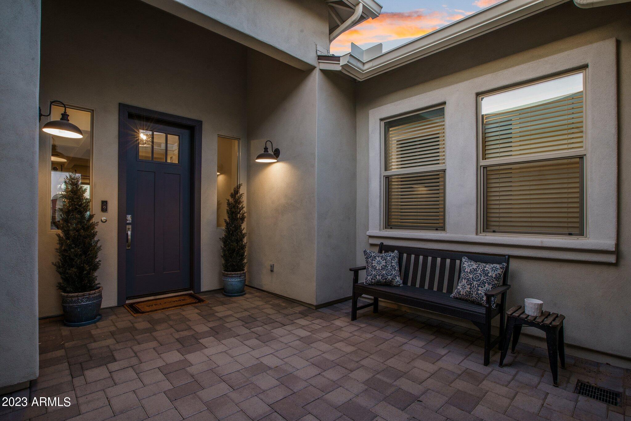 4230 East Carol Ann Lane Phoenix, AZ 85032 - Photo 2 of 26 Courtyard