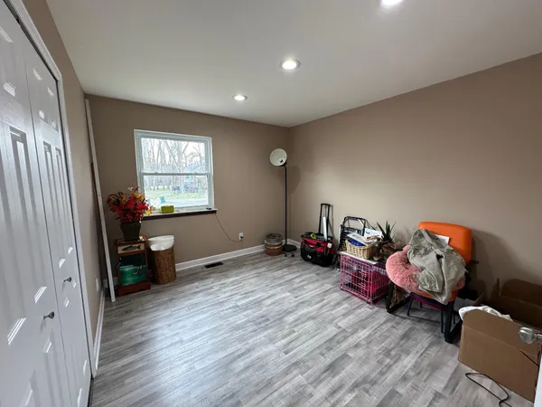 $399,900 | 1535 Kings Crown, Wixom, MI 48393