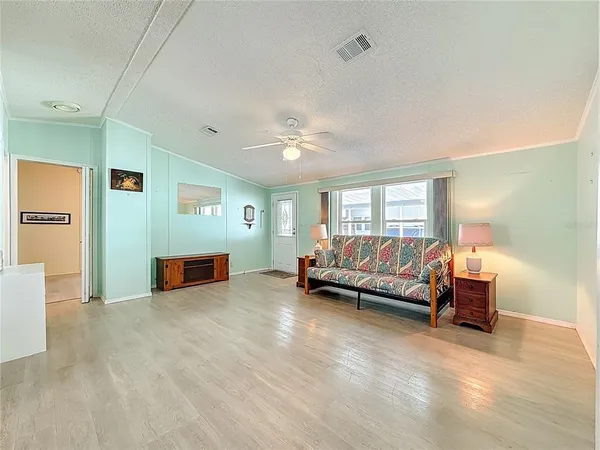 $136,500 | 980 7th Street Northwest, Unit 43, Largo, FL 33770