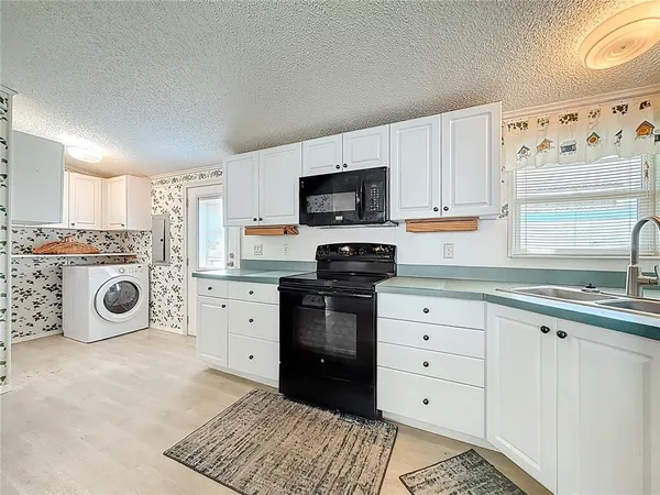 $136,500 | 980 7th Street Northwest, Unit 43, Largo, FL 33770