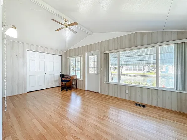 $136,500 | 980 7th Street Northwest, Unit 43, Largo, FL 33770