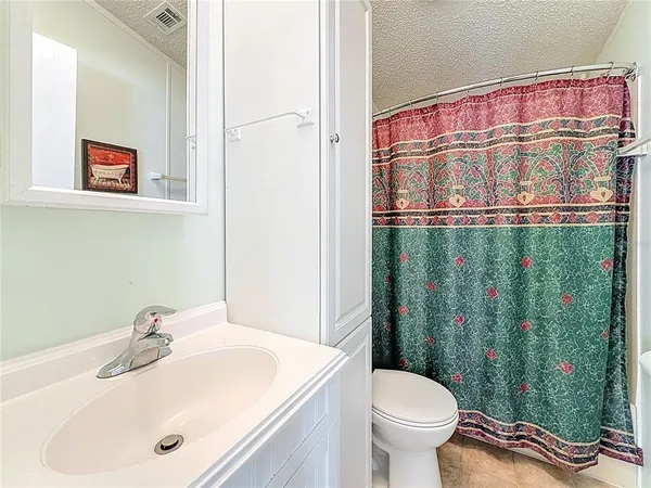 $136,500 | 980 7th Street Northwest, Unit 43, Largo, FL 33770