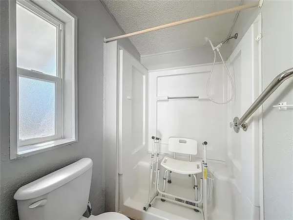 $136,500 | 980 7th Street Northwest, Unit 43, Largo, FL 33770