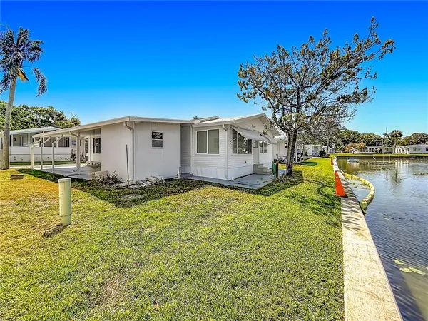 $136,500 | 980 7th Street Northwest, Unit 43, Largo, FL 33770