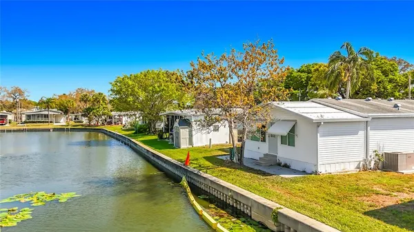 $136,500 | 980 7th Street Northwest, Unit 43, Largo, FL 33770