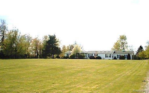 14197 North Center Road Clio, MI 48420 - Photo 6 of 6 Center Rd Rita 005