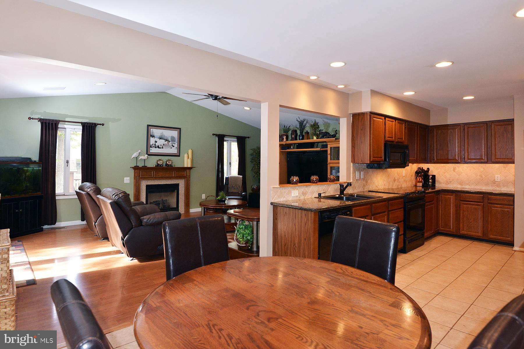 11427 Rawhide Road Lusby, MD 20657 - Photo 10 of 30 Eat In Kitchen