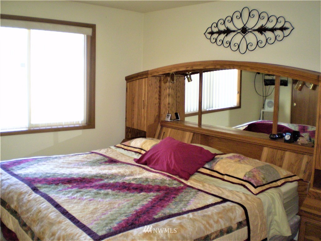 324 North Clark Road Moses Lake, WA 98837 - Photo 11 of 18 Gallery Image 11