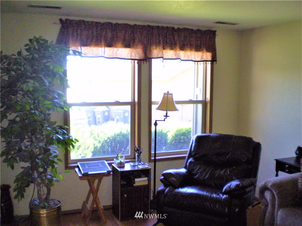 324 North Clark Road Moses Lake, WA 98837 - Photo 5 of 18 Gallery Image 5