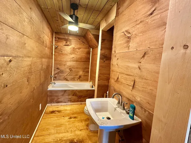 $1,750,000 | 0 Wade Road, West, MS 39192