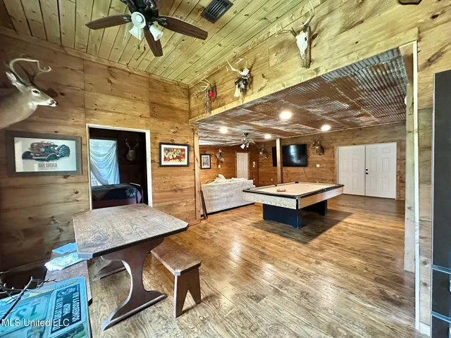 $1,750,000 | 0 Wade Road, West, MS 39192