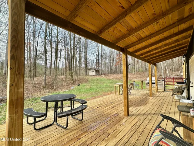 $1,750,000 | 0 Wade Road, West, MS 39192