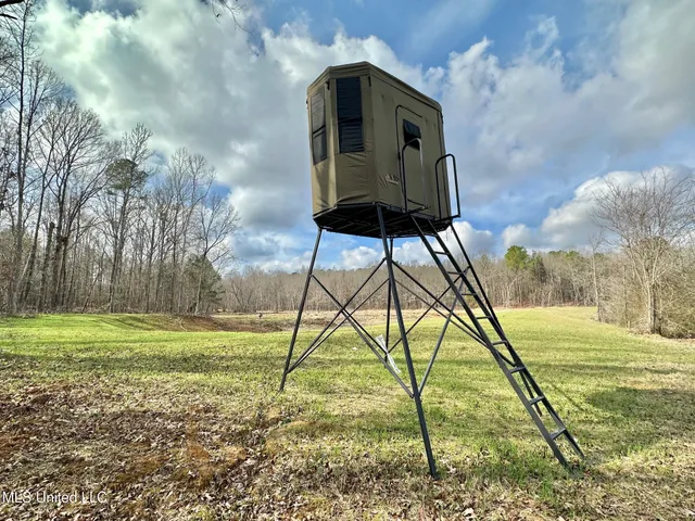 $1,750,000 | 0 Wade Road, West, MS 39192