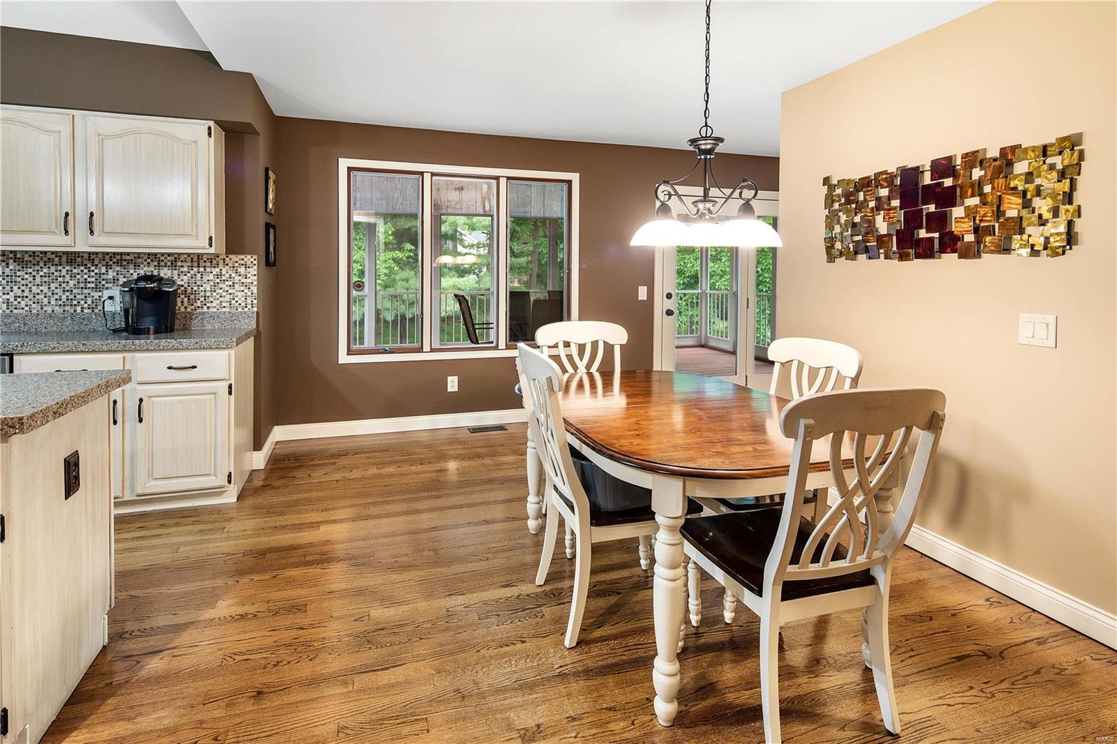 15701 Trapp Ridge Court Chesterfield, MO 63017 - Photo 12 of 28 Gallery Image 12